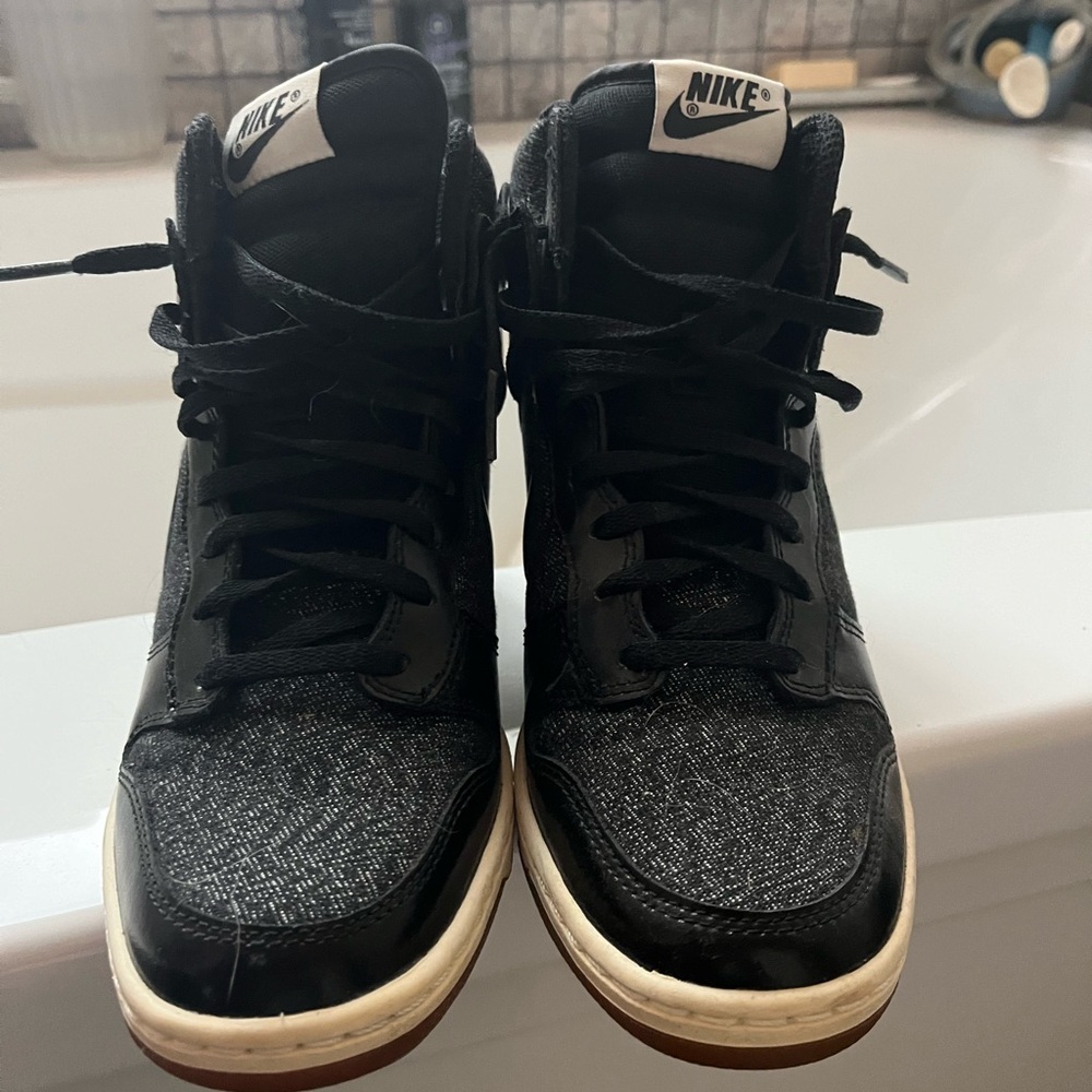 Women’s Nike dunk wedge